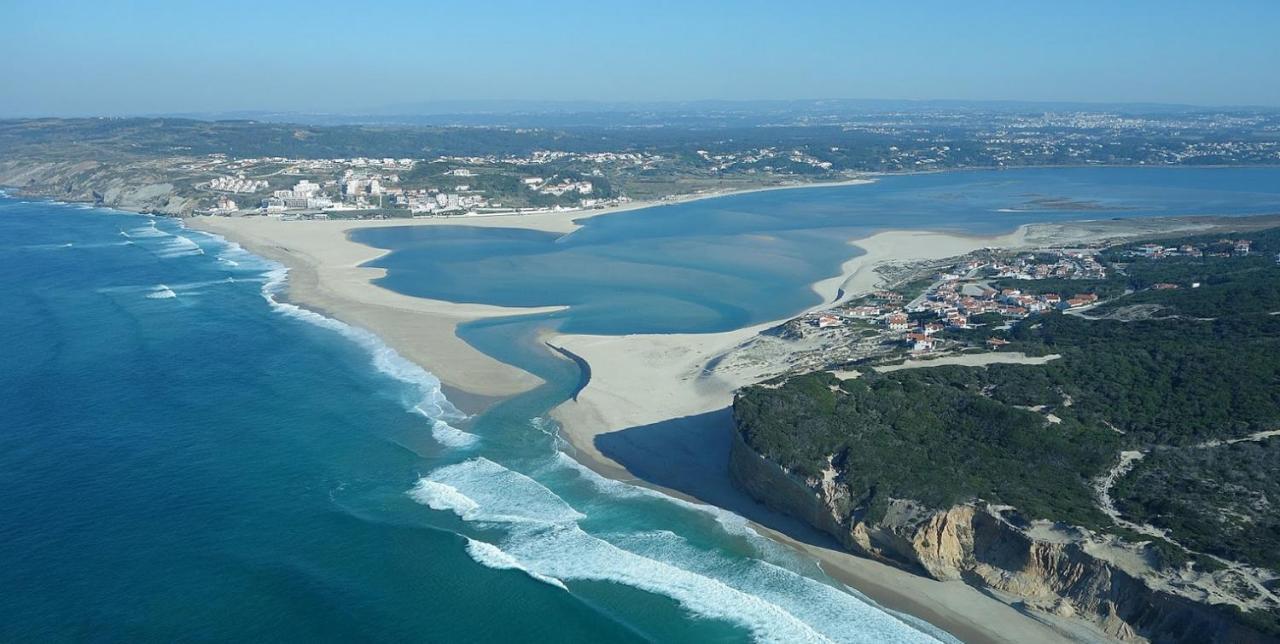 A Casa Da Foz Villa Nadadouro Luaran gambar
