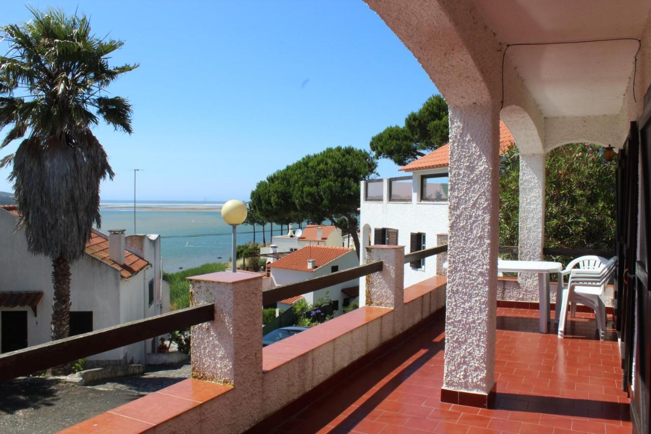 A Casa Da Foz Villa Nadadouro Luaran gambar