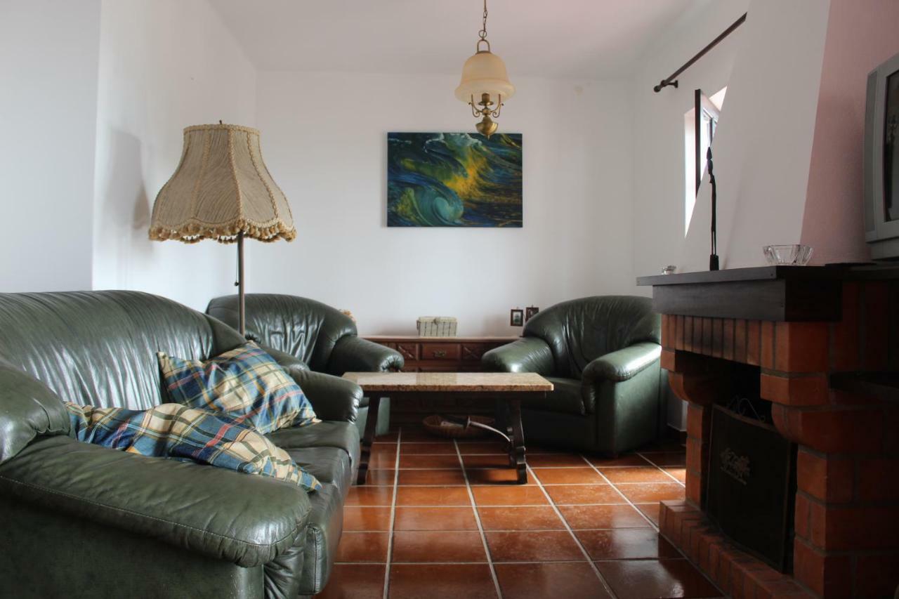 A Casa Da Foz Villa Nadadouro Luaran gambar